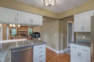 901 Southwind Dr, Burnsville, MN 55306 - Photo 15