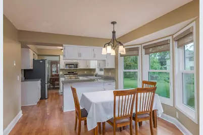 901 Southwind Drive, Burnsville, MN 55306 - Photo 17