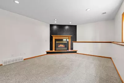 1136 Minnesota Street S, Shakopee, MN 55379 - Photo 37
