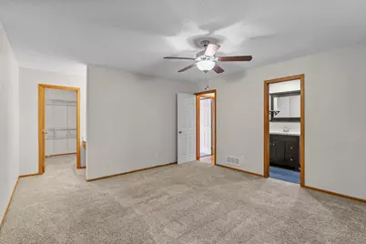 1136 Minnesota Street S, Shakopee, MN 55379 - Photo 27