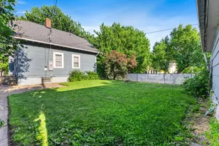 1111 Lane Pl, Saint Paul, MN 55106 - Photo 5