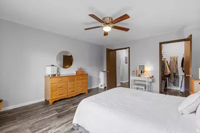 1304 W Medicine Lake Drive #308, Plymouth, MN 55441 - Photo 11
