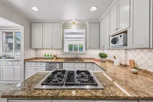 2720 Sunset Blvd, Minneapolis, MN 55416 - Photo 11