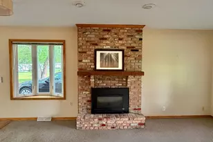 8243 Thomas Ave S, Bloomington, MN 55431 - Photo 3