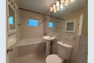 8243 Thomas Avenue S, Bloomington, MN 55431 - Photo 5
