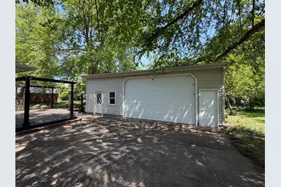 8243 Thomas Avenue S, Bloomington, MN 55431 - Photo 21