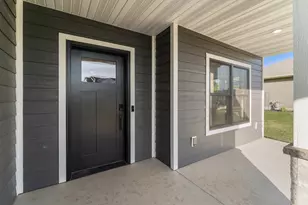 409 Sunflower Ct, Cannon Falls, MN 55009 - Photo 5