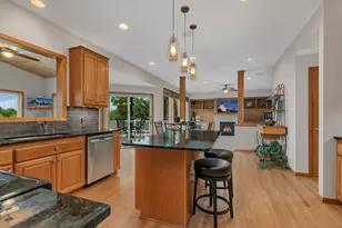 12322 Jasper Ln, Eden Prairie, MN 55347 - Photo 13