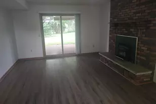 1404 City View Ct NE, Rochester, MN 55906 - Photo 7