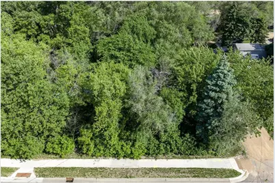947 Stoughton Avenue, Chaska, MN 55318 - Photo 3