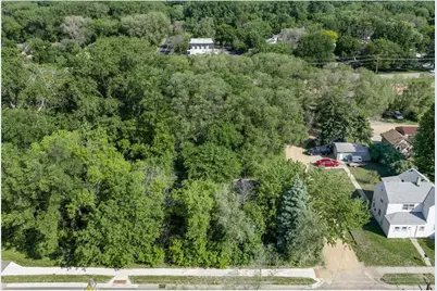 947 Stoughton Avenue, Chaska, MN 55318 - Photo 5