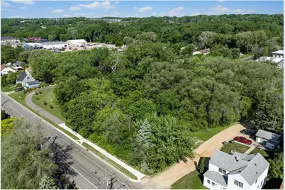 947 Stoughton Avenue, Chaska, MN 55318 - Photo 1