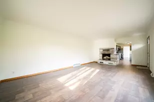 641 N Birch St, Royalton, MN 56373 - Photo 5
