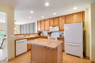 15377 Iodine Street NW, Anoka, MN 55303 - Photo 9