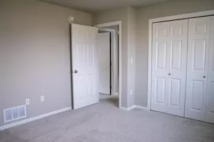 6782 Meadow View Dr S, Fargo, ND 58104 - Photo 21