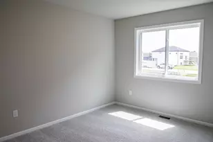 6782 Meadow View Dr S, Fargo, ND 58104 - Photo 11