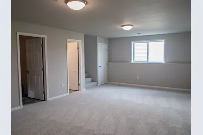6782 Meadow View Drive S, Fargo, ND 58104 - Photo 17