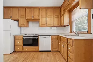 1100 W 73rd St, Richfield, MN 55423 - Photo 9