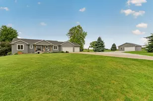 24705 619th St, Mantorville, MN 55955 - Photo 33