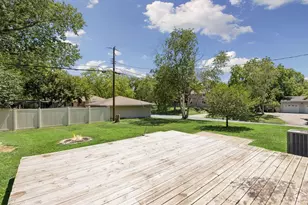 4002 Nevada Ave N, New Hope, MN 55427 - Photo 31