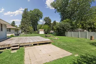4002 Nevada Ave N, New Hope, MN 55427 - Photo 33