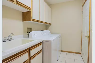 1825 Golf View Drive, River Falls, WI 54022 - Photo 19