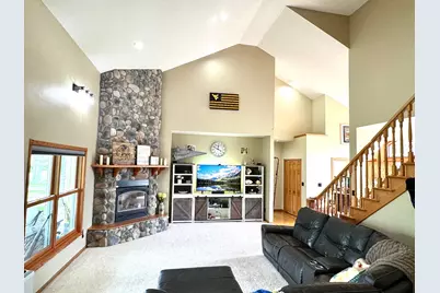 901 6th Street SW, Roseau, MN 56751 - Photo 5