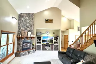 901 6th St SW, Roseau, MN 56751 - Photo 5