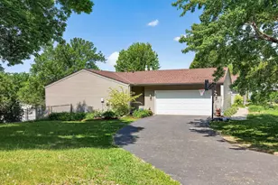 3706 Westmark Cir, Minnetonka, MN 55345 - Photo 29