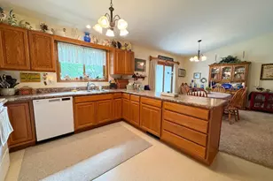 416 Fourteenth St, Fergus Falls, MN 56537 - Photo 9