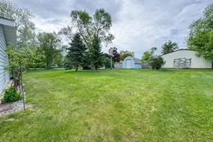 416 Fourteenth St, Fergus Falls, MN 56537 - Photo 3