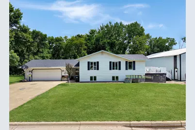 755 W 1st Street S, Cottonwood, MN 56229 - Photo 35