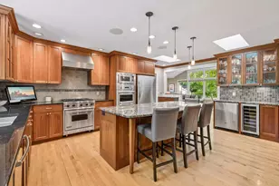 6201 Scotia Dr, Edina, MN 55439 - Photo 9