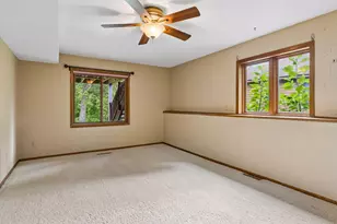 7966 Island Rd, Eden Prairie, MN 55347 - Photo 25