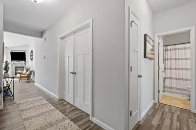 712 S Creek Drive N, Champlin, MN 55316 - Photo 5