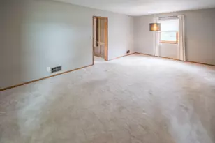 7524 Noble Ave N, Brooklyn Park, MN 55443 - Photo 5