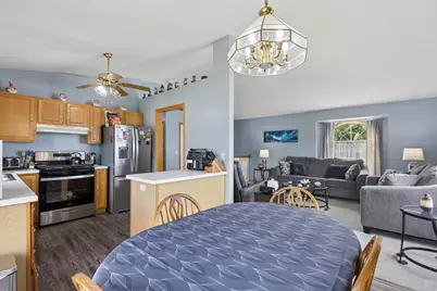 212 13th Avenue NE, Buffalo, MN 55313 - Photo 7