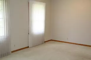561 4th St E, Hector, MN 55342 - Photo 9