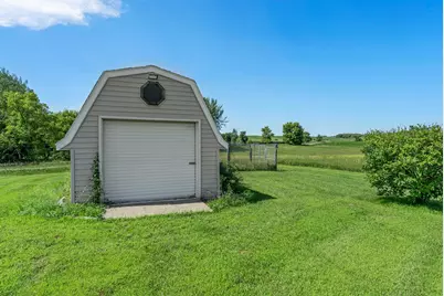 19800 Stephan Drive, Starbuck, MN 56381 - Photo 41