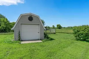 19800 Stephan Dr, Starbuck, MN 56381 - Photo 41