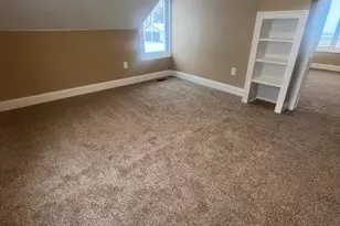 215 N Maple St, Chaska, MN 55318 - Photo 9