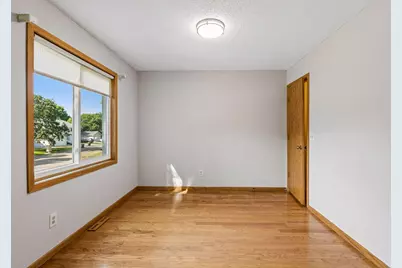 8865 Norway Street NW, Coon Rapids, MN 55433 - Photo 15