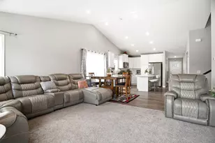 12839 Fraizer St NE, Blaine, MN 55449 - Photo 35