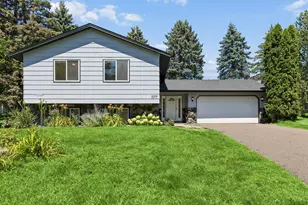 1077 Churchill Cir, Shoreview, MN 55126 - Photo 31