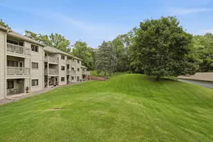 1580 Wheelock Ln, Saint Paul, MN 55117 - Photo 15