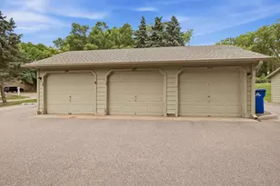 1580 Wheelock Ln, Saint Paul, MN 55117 - Photo 5