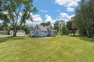 387 2nd St S, Bayport, MN 55003 - Photo 35