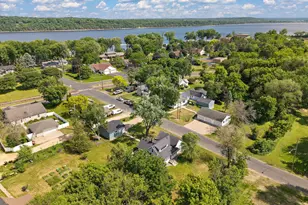 387 2nd St S, Bayport, MN 55003 - Photo 43