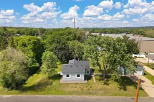 387 2nd St S, Bayport, MN 55003 - Photo 35