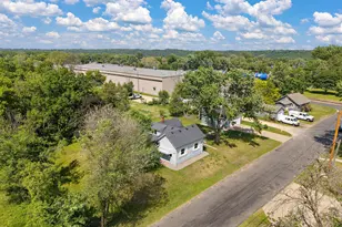 387 2nd St S, Bayport, MN 55003 - Photo 37